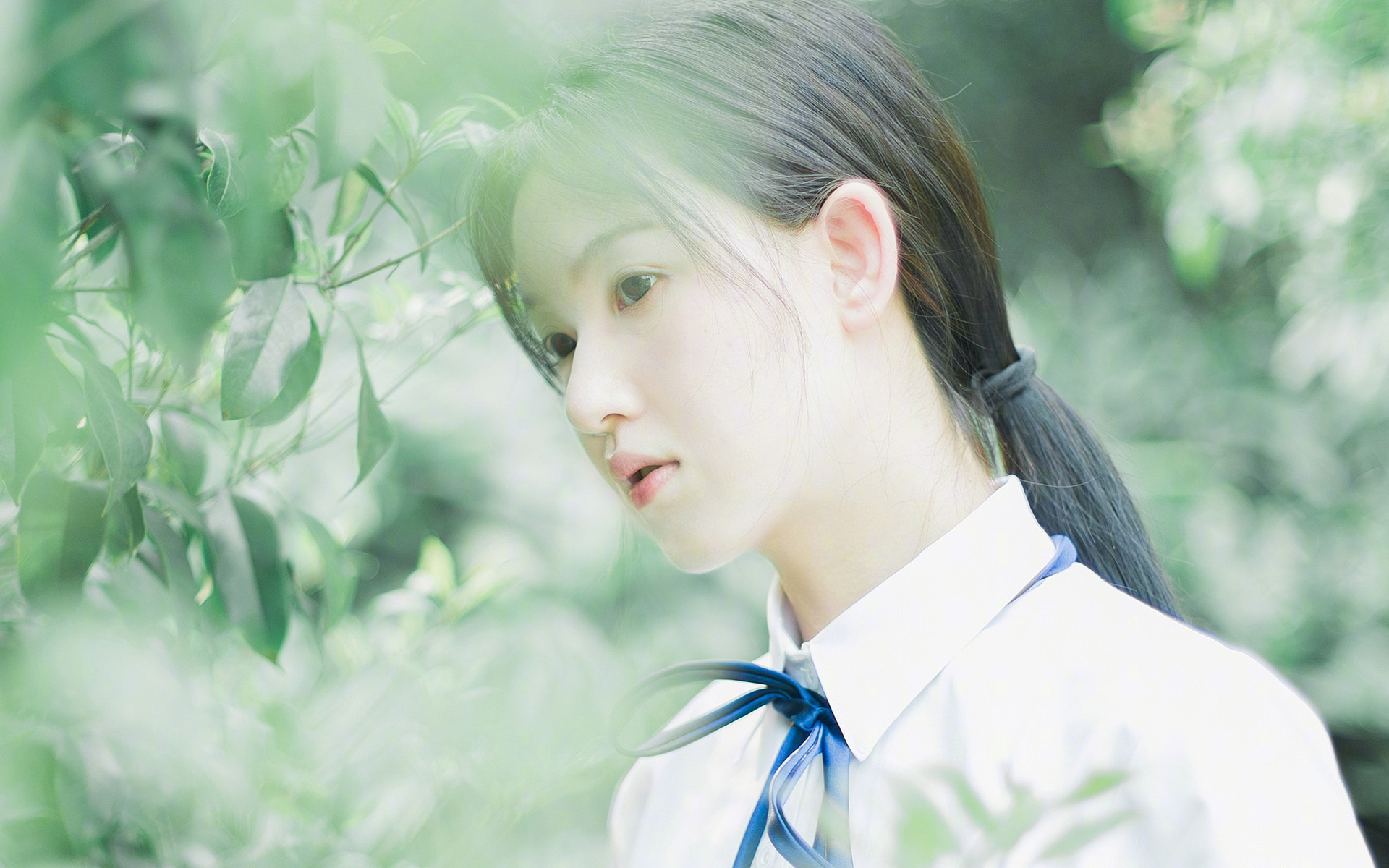 哥伦比亚队门将穆斯莱拉在巴黎奥运会上展现出高水平的扑救能力