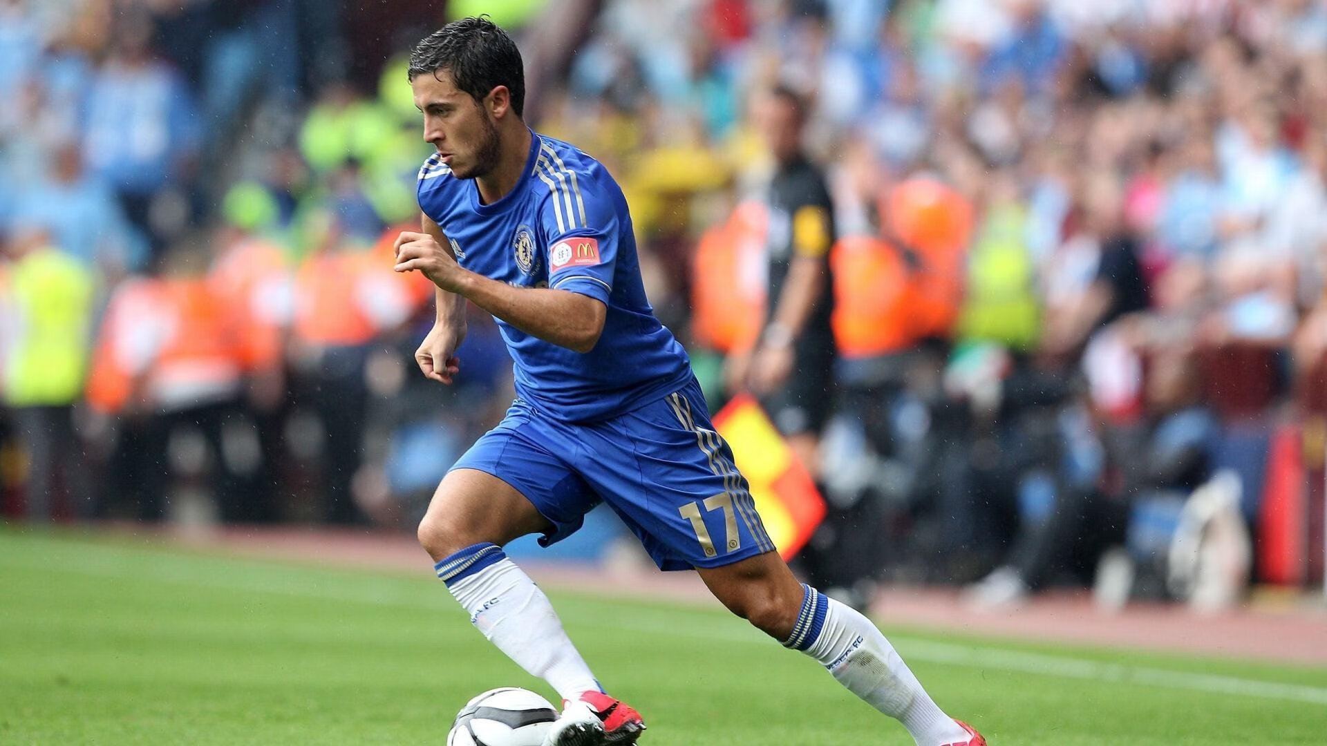 女足世界杯队长发表誓言,激励全队冲刺,女足世界杯媒体关注空前,但女性足球记者仍面临障碍