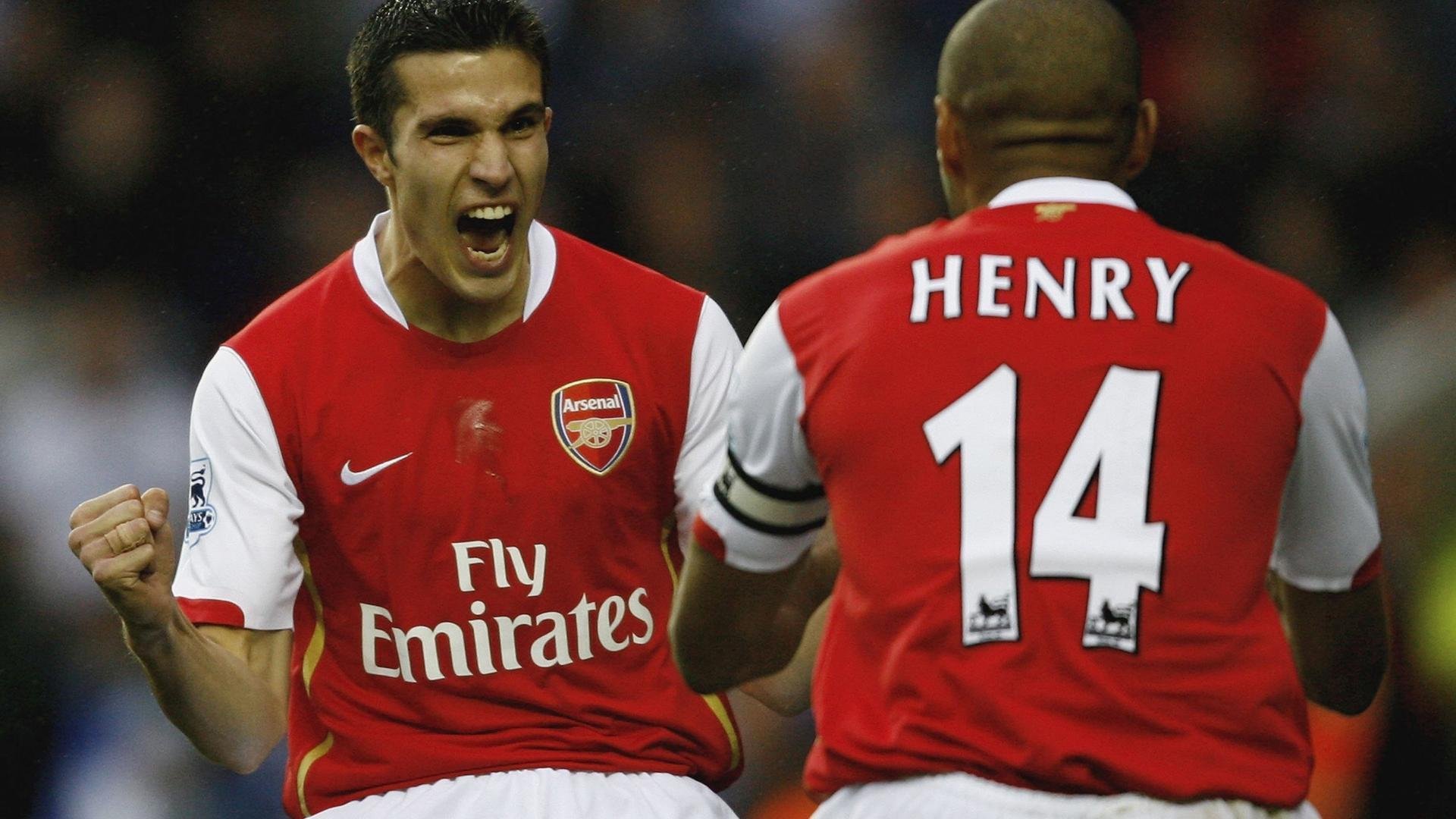 爱游戏-纽卡斯尔联客场1-1战平西汉姆联，争四形势严峻，纽卡斯尔联队对西汉姆联