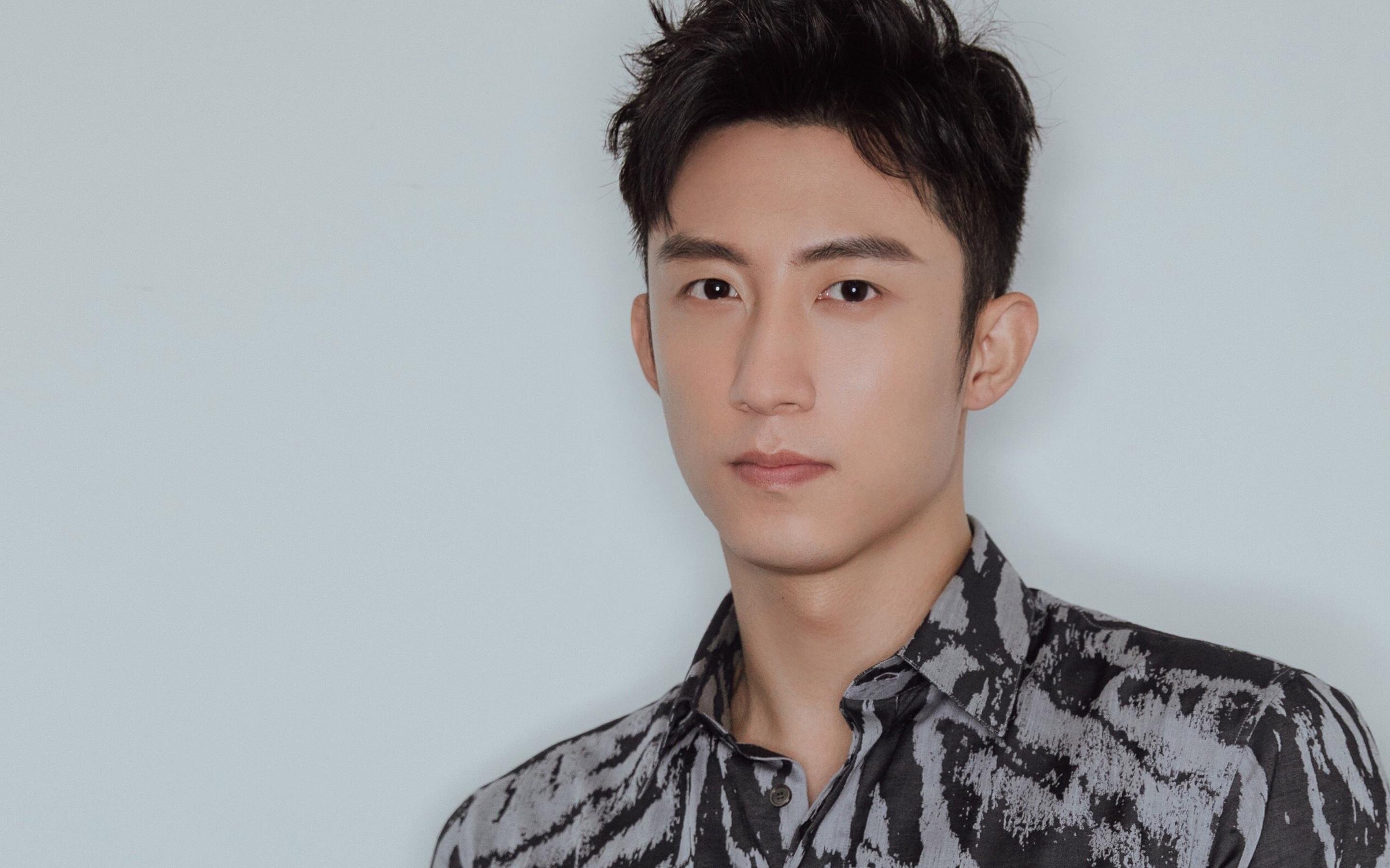 爱游戏娱乐-巴西队在南美预赛中保持领先，晋级势头良好